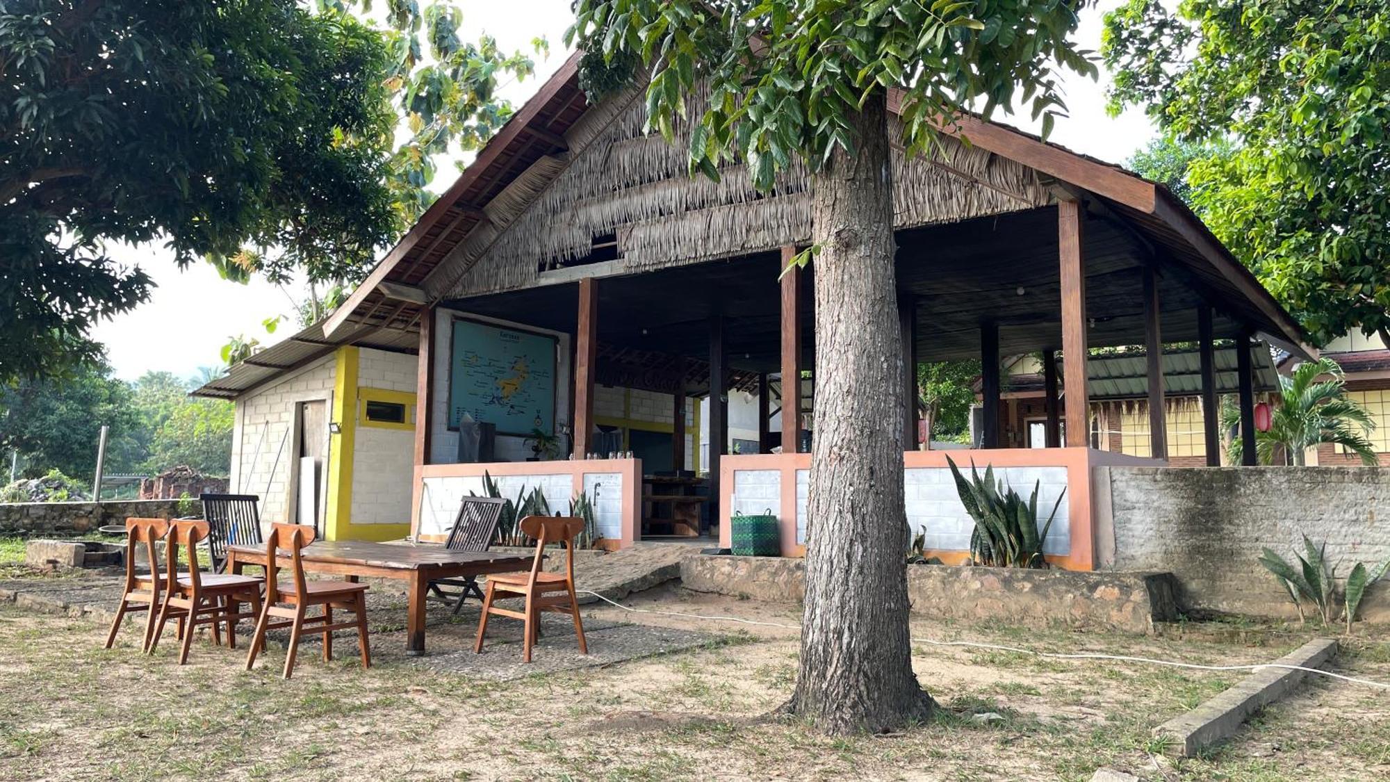 Mangrove Inn Karimunjawa Eksteriør bilde